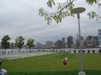 NY 042
